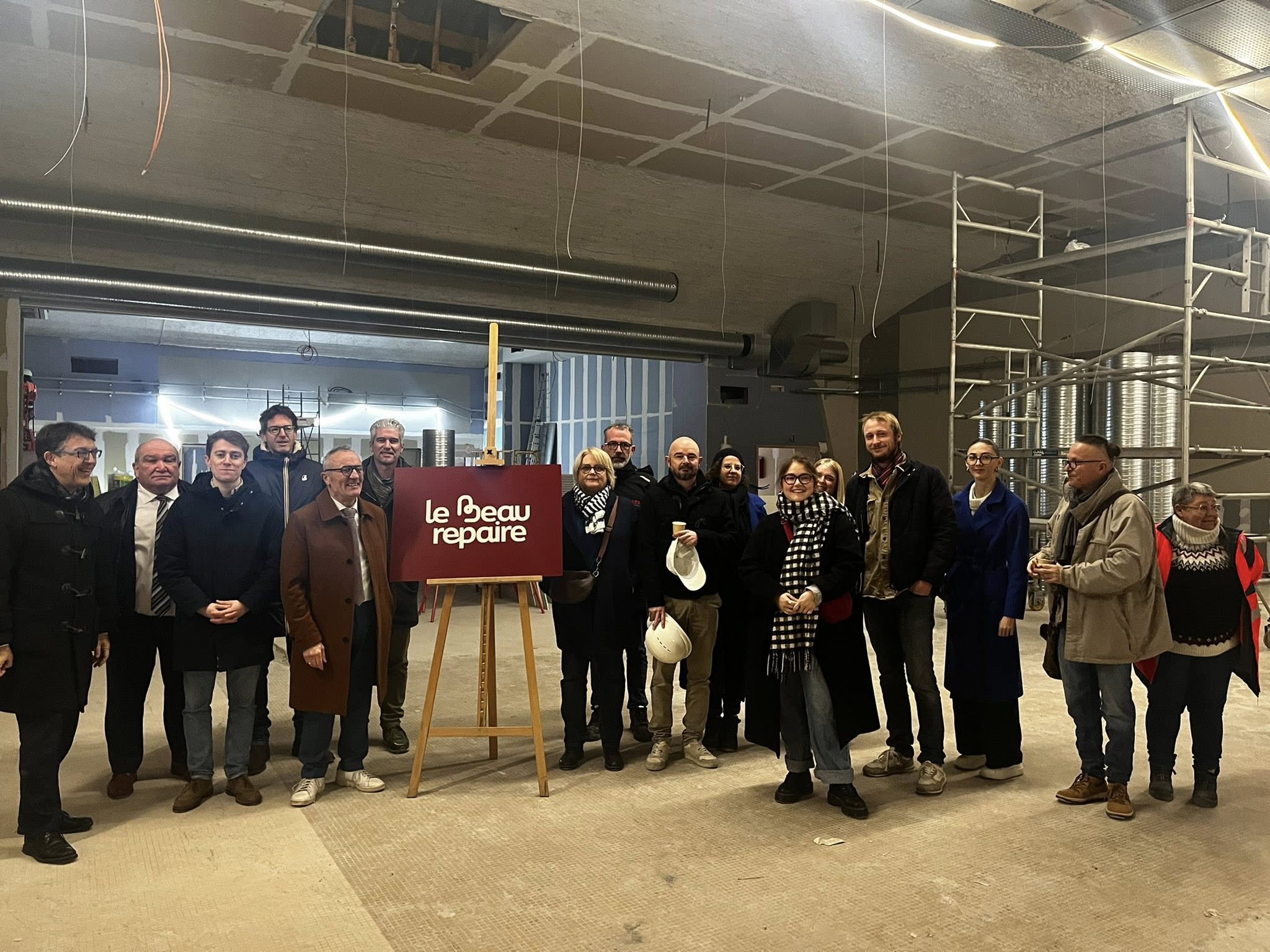 Reveal logo beaurepaire