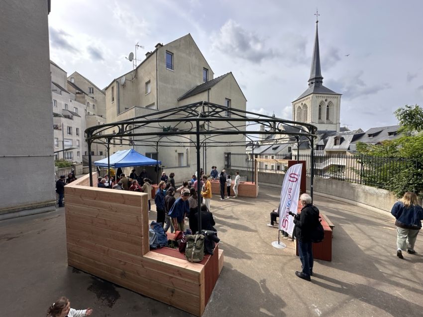 Développement local d'une œuvre d'art urbain par l'association HOZ