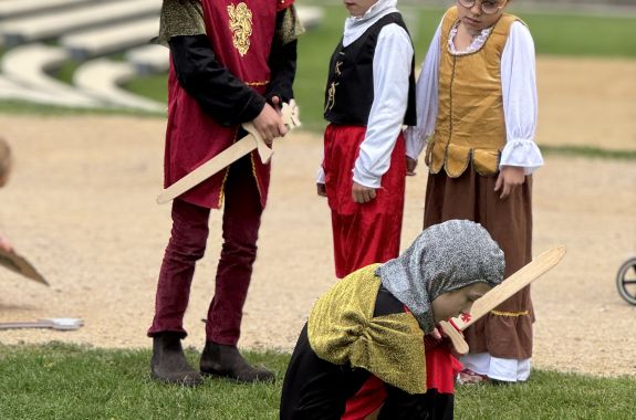 Les enfants sont rois - Petit roi et grande princesse