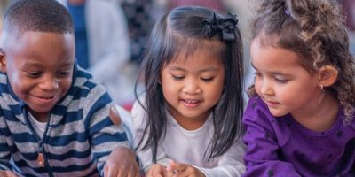 Appel à bénévoles pour le programme Coup de Pouce Langage : accompagner les enfants dans le développement du langage
