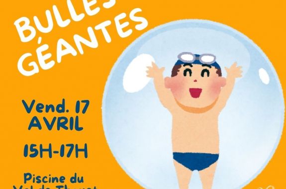Bulles géantes à la piscine du Val de Thouet
