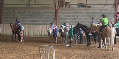 Des cours d’équitation pour les enfants saumurois