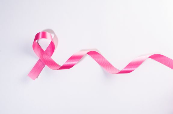 Octobre rose : aquagym géant à la piscine du Val de Thouet