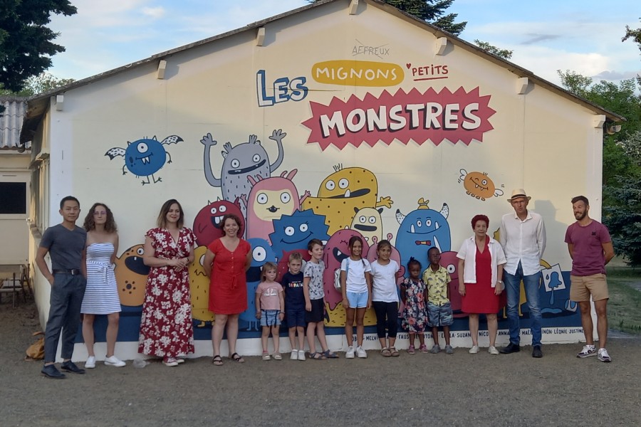 Inauguration de la fresque "les petits monstres"