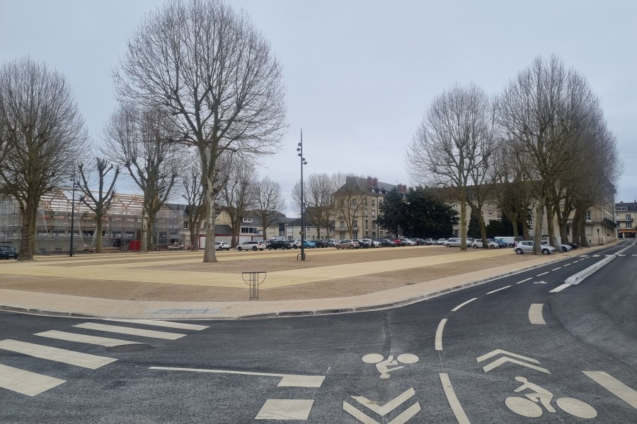 Inauguration de la Place Marc : un espace modernisé au cœur de la revitalisation des quais de Loire