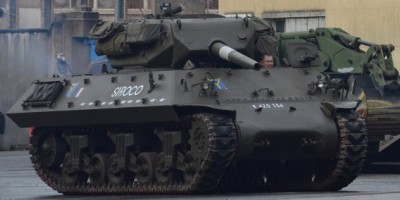 Un char américain de la Seconde Guerre mondiale au Salon du tourisme de Nantes