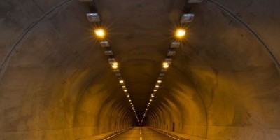 Rénovation de l'éclairage du tunnel de la rue Jean-Paul Hugot