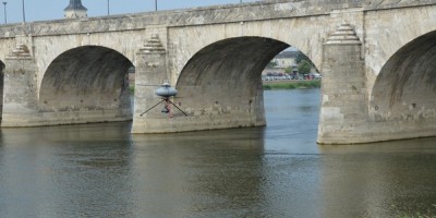 Un drone dans le ciel de Saumur ce matin