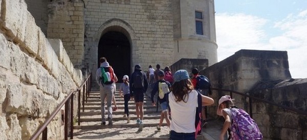 Visite ludique et atelier « bourse en cuir », au château de Saumur, pendant les vacances de Pâques