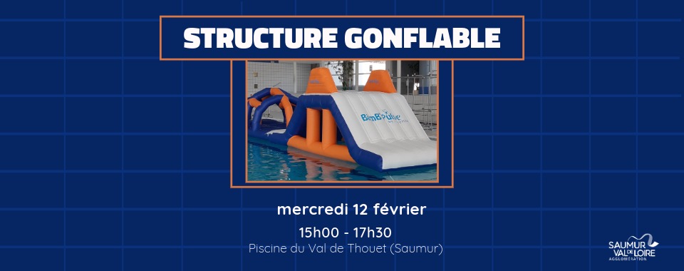 Structure gonflable à la piscine du Val de Thouet