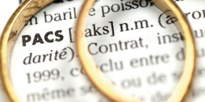 Les PACS désormais enregistrés en mairie