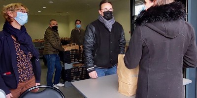 Les fêtes solidaires du CCAS : séance de cinéma et distribution de colis alimentaires