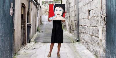Saumur, de mémoire(s) : une exposition sur fond de rue
