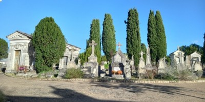 Le Printemps des Cimeti&egrave;res : d&eacute;couverte du patrimoine fun&eacute;raire saumurois