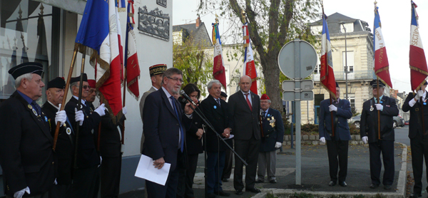 Une plaque pour commémorer les Cadets de Saumur