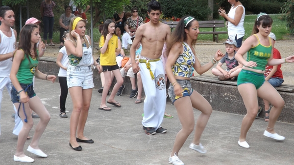 Démonstrations de Capoeira et danses brésiliennes