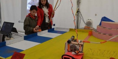 Les élèves Saumurois défendent leur robot