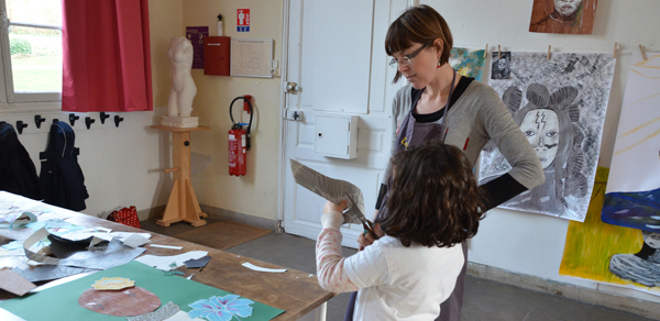 Inscrivez-vos enfants à l’école d’art à Saumur