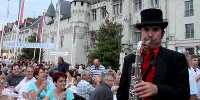 Grandes Tablées du saumur-champigny à l'heure britannique