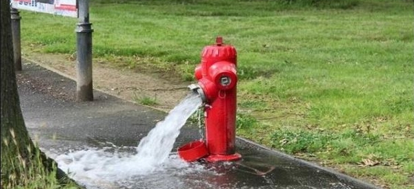 Contrôle des bouches incendie de la semaine.