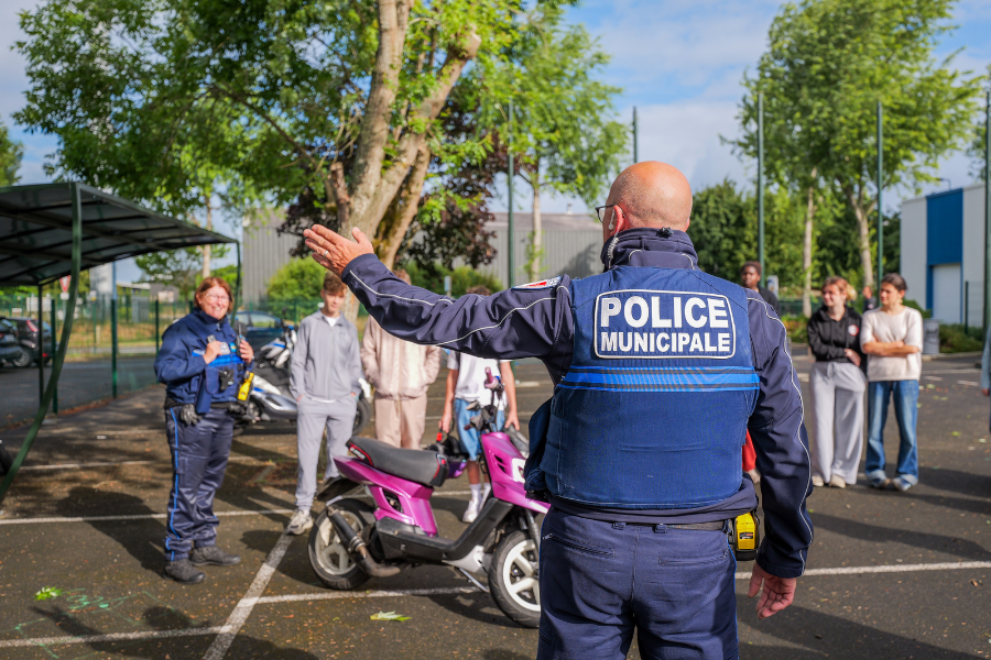 Sensibilisation à la sécurité en trottinette et cyclomoteur à l’école T’Cap T’Pro