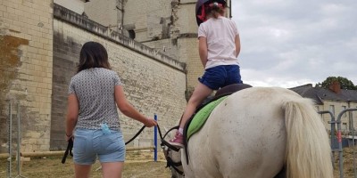 Le poney club éphémère est de retour au Château de Saumur