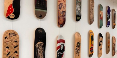 Exposition « NOUVEAUX FORMATS !» de Bizarre skateboards : à découvrir dans Le Hall du 4 décembre 2023 au 4 février 2024