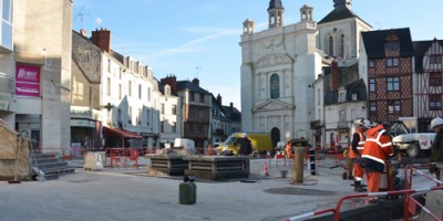 L'accès aux Halles sera fermé côté place Saint-Pierre.