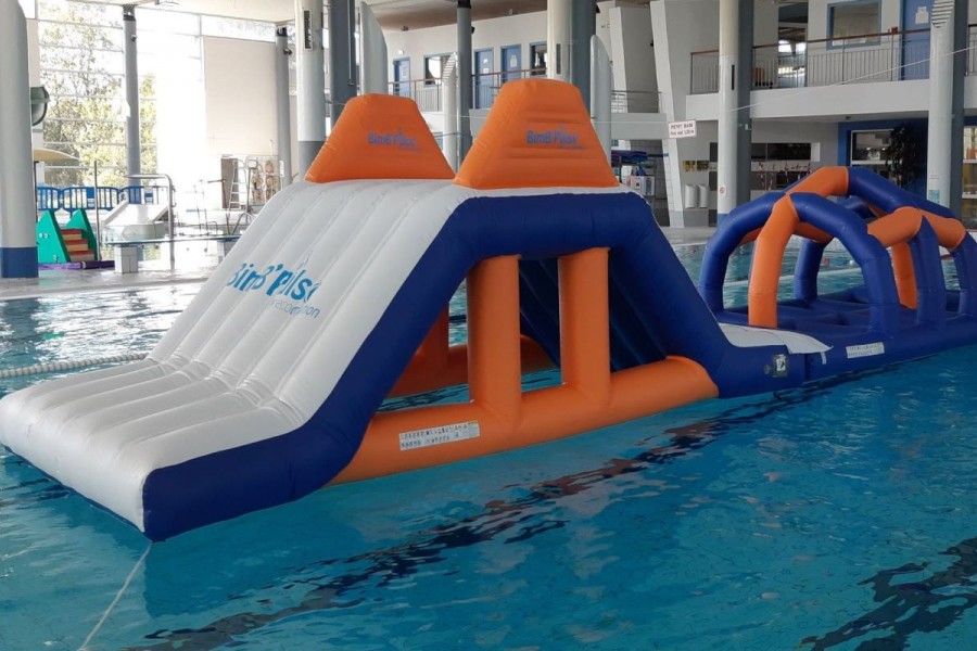 Des vacances sportives et ludiques &agrave; la piscine du Val de Thouet