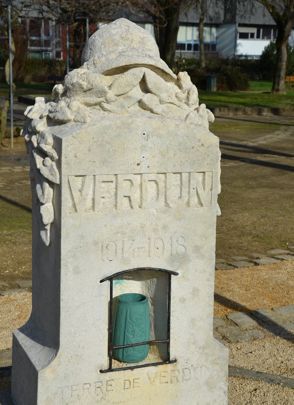 Le monument de Verdun va retrouver sa terre